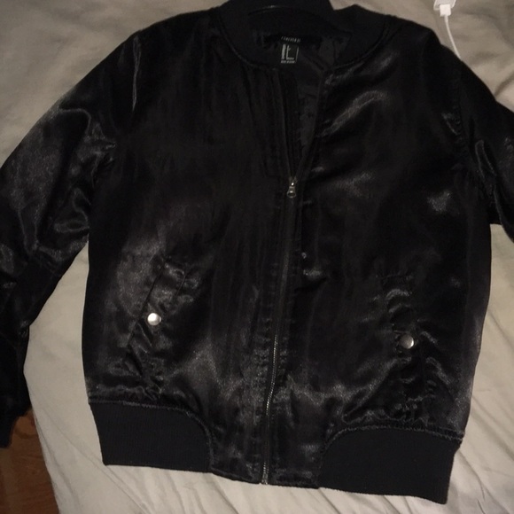 Forever 21 bomber jacket - Picture 1 of 4